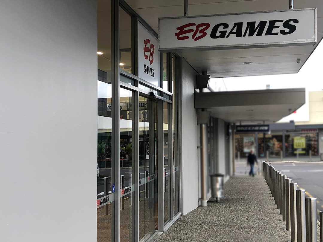 CLOSED***** 👑 A NEW KING OF - EB Games New Zealand