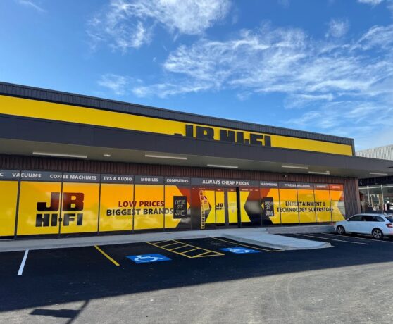 JB Hi-Fi